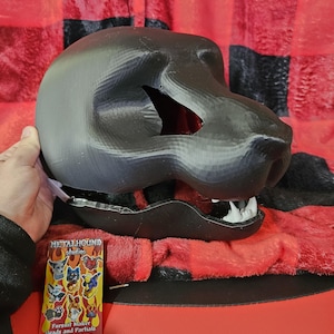 リアルな猫のファースーツヘッドベースは、目のブランク、鼻、歯、動く顎を備えた3Dプリントです。組み立てはオプションです。
