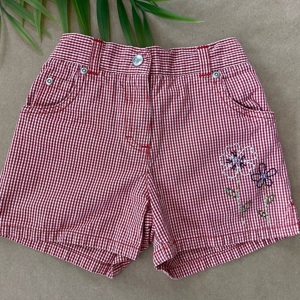 Red & White Gingham Shorts With Rope Print Accent
