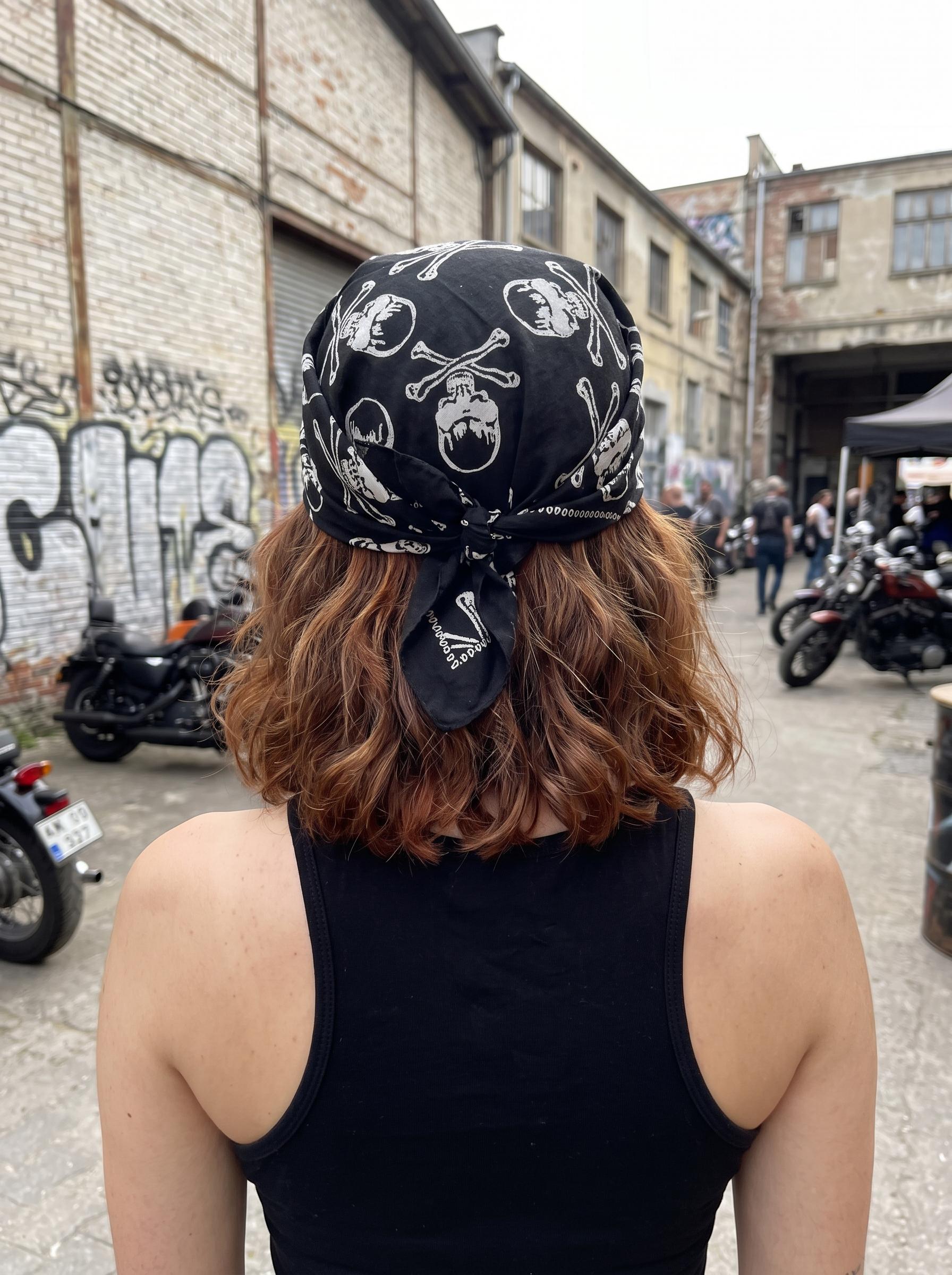 tenderloin BANDANA SKULL LITMUS ボルネオスカル Black Skull Head Scarf, Gothic Hair Bandana, Large 50x50 Cm Skull