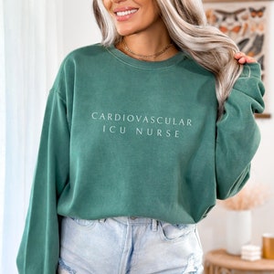 Trendy CICU Nurse Sweatshirt, Cardiac ICU Nurse Crewneck, Personalized Rn Sweatshirt, Cardiovascular Intensive Care Unit, Nurse Name Sweater