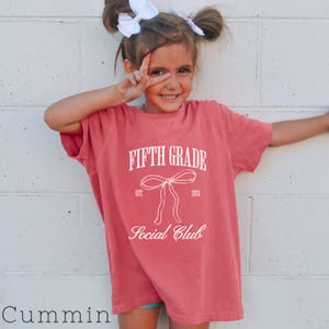 Camiseta de quinto grado, camiseta de regreso a clases para niños, camiseta de hola quinto grado, camiseta para niñas, camiseta del primer día de clases, regalo para el primer día de clases del maestro de quinto grado
