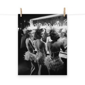 Poster fotografico in bianco e nero con le ballerine vintage nel backstage - Decorazione murale glamour retrò per la casa