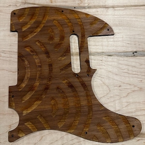 Tele Pickguard - Wellenmuster - Walnuss - Telecaster - T Style - Laser graviert