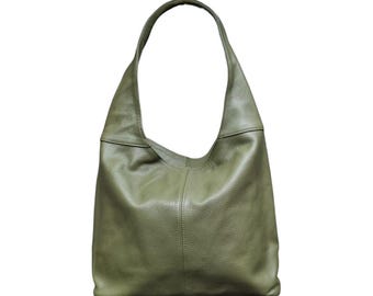 Bolso hobo de piel italiana verde oliva: bolso de hombro holgado.