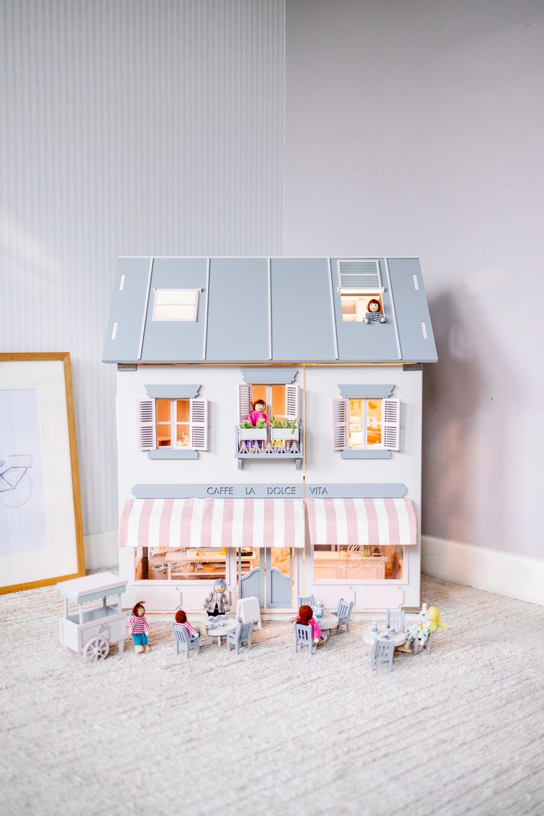 House Of Rome Handgefertigtes Holzpuppenhaus Perfektes Geburtstagsgeschenk für Kindermöbel Textil Lernspielzeug Bild 1