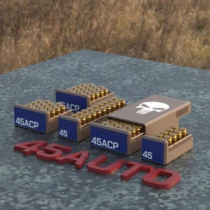 Puede incluir: Cajas de munición con las inscripciones "45ACP" y "45" en azul y blanco, llenas de balas doradas. La palabra "45 AUTO" está en rojo y en tres dimensiones. Una caja tiene un logotipo de calavera.