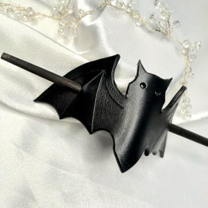 Unique Bat Barrette,Gothic hair Clips,Leather Bat Barrette,Black Hair Accessories,Black Handmade Barrette,Leather Jewellery