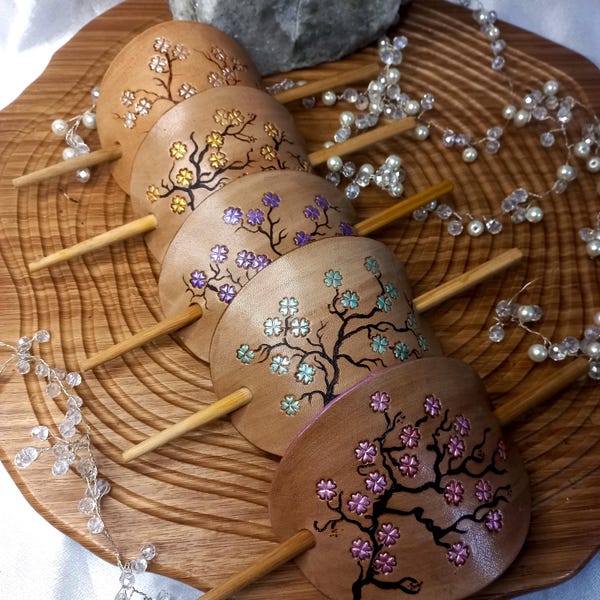 Leder Haarspange, handgemachtes Haar Accessoire, einzigartige Haarspangen, Sakura Haarblumen, spezielle Stick Barrette, Geschenk Haar Accessoire, Haarkralle