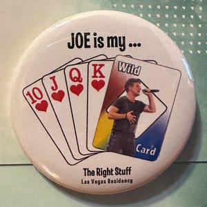 WILD CARD L'article qu'il vous faut Residency, un bouton/une épingle de 2,25 pouces !  NKOTB !  Choisissez votre petit nouveau préféré !