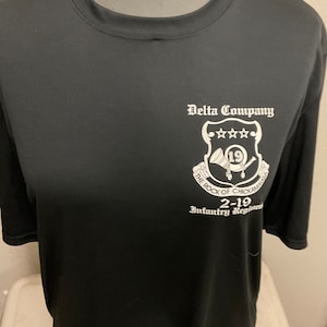 Delta Company 2-19 Infantry Regiment  100% Polyester Shirt Size Medium