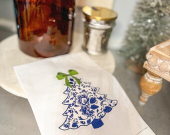Chinoiserie towel, Christmas chinoiserie tree, chinoiserie tree, Christmas chinoiserie, Christmas tree towel, Christmas linen towel,