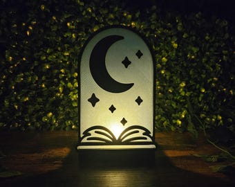 Magical BookNook Lantern | Storybook Crescent Moon LED Night Light | Cozy Library Desk Lamp | Fantasy Reader Gift | Aesthetic Bookcase Decor