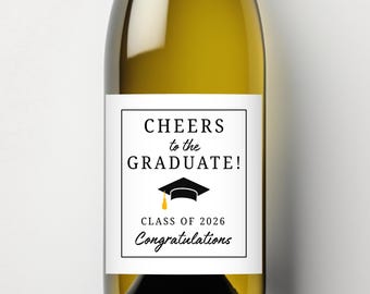 Prost auf das Graduate-Weinetikett, die Abschlussfeierdekoration, die Klasse von 2026, das Glückwunschgeschenk für den Master-Abschluss und der Bachelor-Abschluss