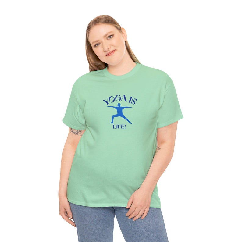 Camiseta Yoga is Life: 100 % algodón estadounidense imagen 7