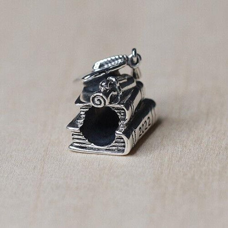 Year 2022 Graduation Cap Book & Scroll School Lucky Pandora Charm ...