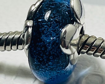 Charm de cristal de Murano de Disney Mickey Mouse y Minnie Pandora azul Feliz Año Nuevo