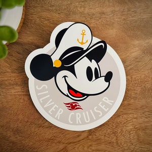 Silver Cruiser Magnet | DCL | Passholder Inspired Design