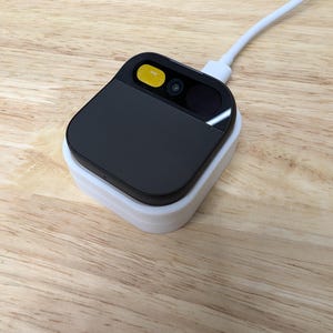 Station d'accueil USB fine Ai Pin (version finale avec options)