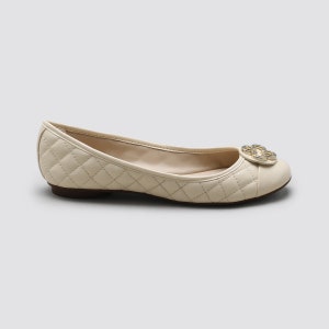 Capodarte Round Toe Quilted Leather Classic Ballet flats