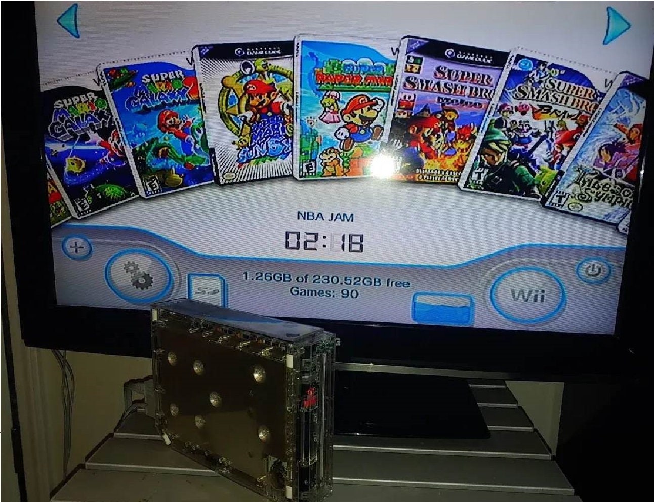 File:Nintendo-Wii-U-Console-FL.jpg - Wikipedia