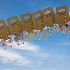 Blumen Engel Ohrringe – zierlich, schimmernd & einzigartig, Blumen Engel, zierlicher Schmuck, Geschenk für Sie Bild 1