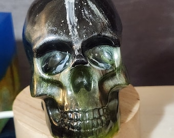 Mini resin skull