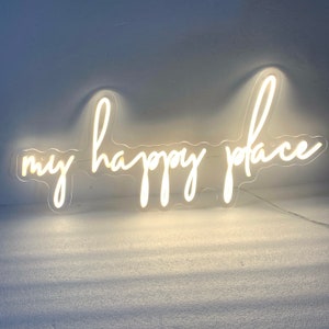 Insegna al neon My Happy Place, Insegna al neon personalizzata per la decorazione del soggiorno, Insegna My Happy Place, Arte murale, Insegna murale