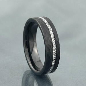 Black Hammered Brushed Meteorite Inlay Wedding Band Men Women Tungsten Ring 6MM Comfort Fit Size 5 to 14 Male Unique Fashion Anniversary