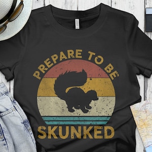 Preparati a essere Skunked Cribbage Lovers Vintage Cribbage Game T-Shirt, Cribbage Players Shirt, Gift For Cribbage Lovers, Card Games Tee