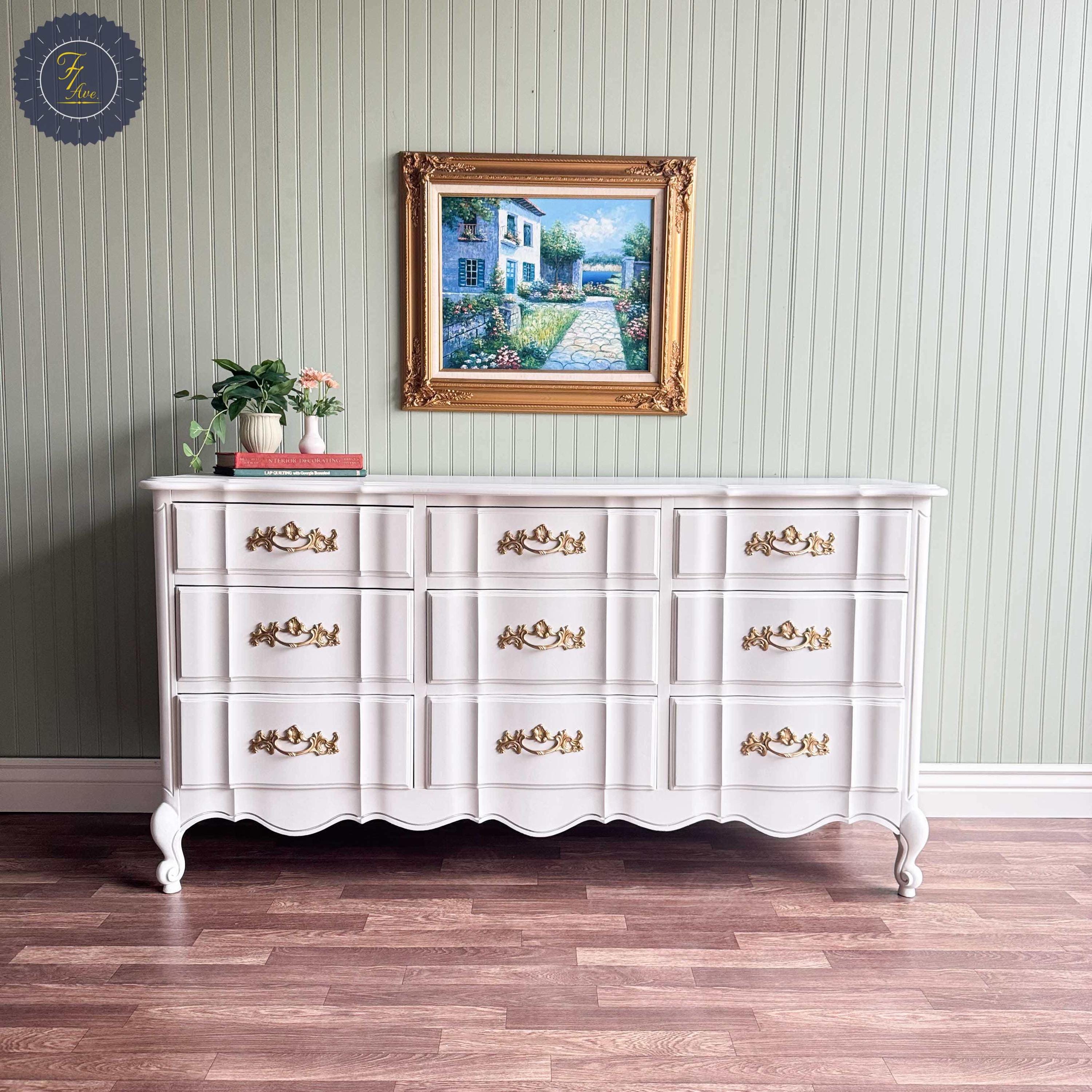 White Vintage French Provincial Dresser | Gold Hardware | 9 Drawer |  Restored Furniture - Etsy