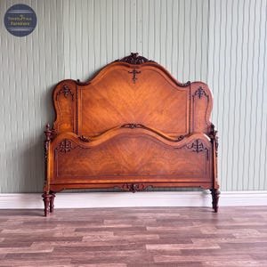 Mahogany Antique Victorian Full Bedframe with Flame Venner | Restored Furniture