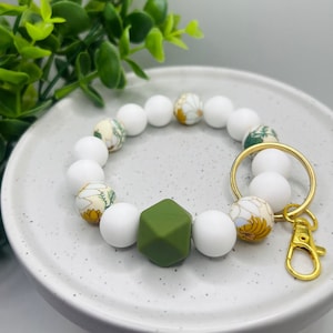 Simple Floral Silicone Bead Wristlet