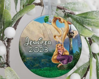 Personlig Rapunzel-julgransprydnad, Rapunzel med båt, Disney-julgransprydnad, julklapp 2025, Rapunzel-present med eget namn