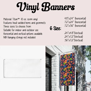 以下が含まれることがあります： 6つのサイズ展開のビニールバナー。濃い青色の背景にカラフルな抽象的なデザインが施されています。バナーはレンガの壁に掛けられています。画像のテキストは次のとおりです。「Vinyl Banners」、「Material: Titan&trade; 10 oz. scrim vinyl」、「Features heat-welded hems and grommets」、「Three sizes to choose from」、「Suitable for indoor and outdoor use」、「Horizontal and vertical options available」、「NB! Hanging strings not included」、「6 Size:」、「48"x24" (horizontal)」、「72"x24" (horizontal)」、「72"x36" (horizontal)」、「24"x48" (Vertical)」、「24"x72"(Vertical)」、「36"x72"(Vertical) 」