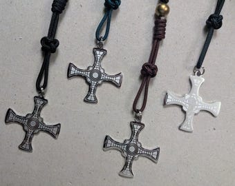 Chapelet de la Croix de Saint Cuthbert | 100 € | Fait main | Chapelet pénal | Cordelette 275 | Acier inoxydable
