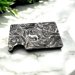 Cartera grabada con anime, cartera para hombre