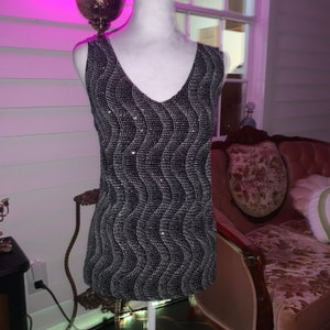 Y2k vintage 2000s black glitter wavy tank top size women’s large