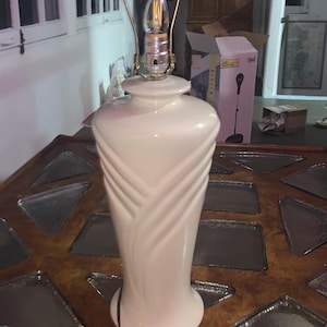 Vintage 1980s Post Modern Art Deco Scalloped Cream Lamp-for parts not working, read description