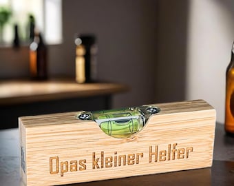 Wasserwaage mit Flaschenöffner und Gravur von Wunschtext als personalisierte Geschenk Idee für den Mann, Opa, Freund, Kumpel u.  Handwerker