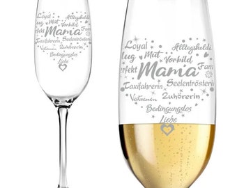 Goed humeur champagneglas / wijnglas "Mama" met vriendelijke woorden gegraveerd in de vorm van een hart op het glas. Een creatief verjaardagscadeau-idee