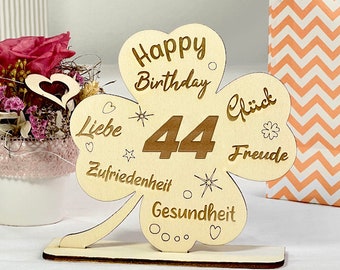 Glücks-Kleeblatt 44. Geburtstag Happy Birthday als Geschenk Idee u. Geburtstagsdeko, Holz mit gravierten lieben Wünschen, Geldgeschenk