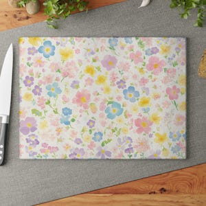 Painterly Flower Glass Cutting Board, Cute Kawaii Chopping Board, Pastel Garden Kitchen Decor, Artistic Food Prep Board, Housewarming Gift