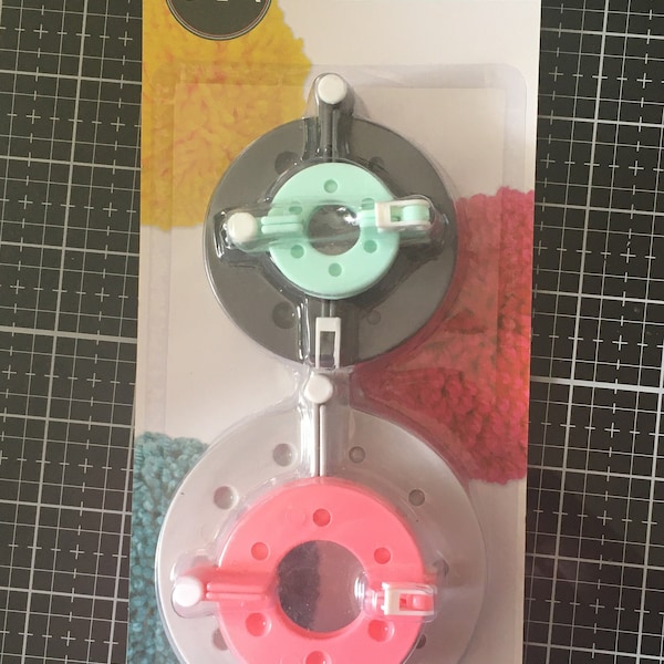 Sizzix Pom Pom Maker Set