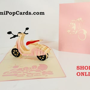 Cartão fofo de motocicleta com scooter rosa - Criado por Origami Pop Cards Sydney Cartões pop-up de papel 3D - OrigamiPopCards.com Feito à mão com amor