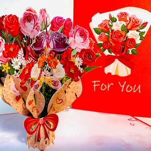 PARA VOCÊ Buquê de flores rosas rosa e vermelhas Feliz aniversário Feito à mão com amor - Cartão de felicitações pop-up 3D Compre online https://origamipopcards.com/