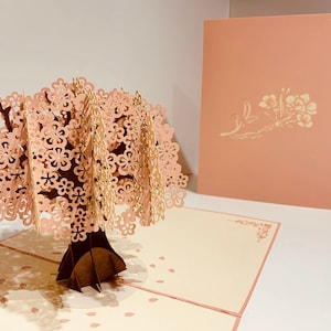 Cartão Pop-up 3D com Árvore de Cerejeira Rosa e Branca Metálica - Criado por Origami Pop Cards Feito à Mão com Amor. OrigamiPopCards.com