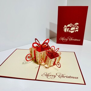 Cartão de aniversário 3D com presente de Natal vermelho metálico, origami, convite de aniversário feito à mão com amor https://origamipopcards.com/