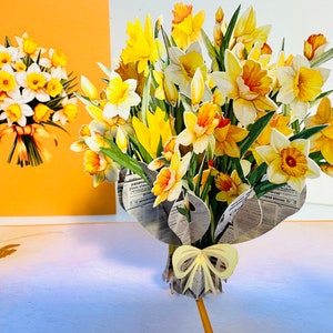 Capa LARANJA - Buquê de flores de narciso da primavera Feliz aniversário - Cartão de felicitações pop-up 3D Compre online https://origamipopcards.com/