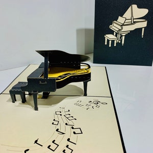 Cartão de felicitações sofisticado com piano dourado e preto e banco - Criado por Origami Pop Cards com amor Online https://origamipopcards.com/