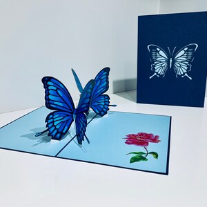 Cartão grande com borboletas azuis-marinhos - Criado por Origami Pop Cards - Cartões pop-up de papel mágico 3D - Sydney, Austrália